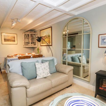 The Blue House Villa Malpas  Exterior photo